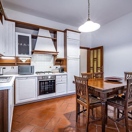 Yid Elegant Apt With Garage Florence Luaran gambar